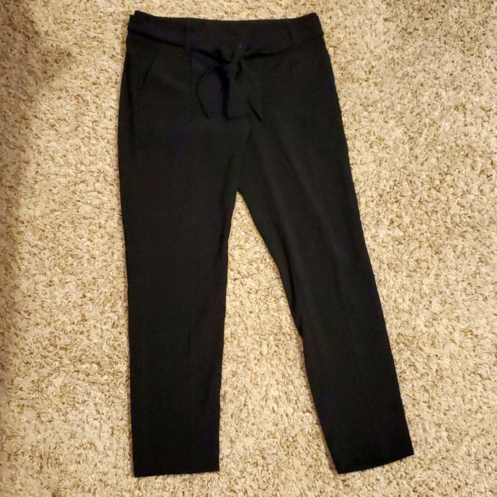 Express sleek black straight leg formal pants with tie belt, size 4 regular